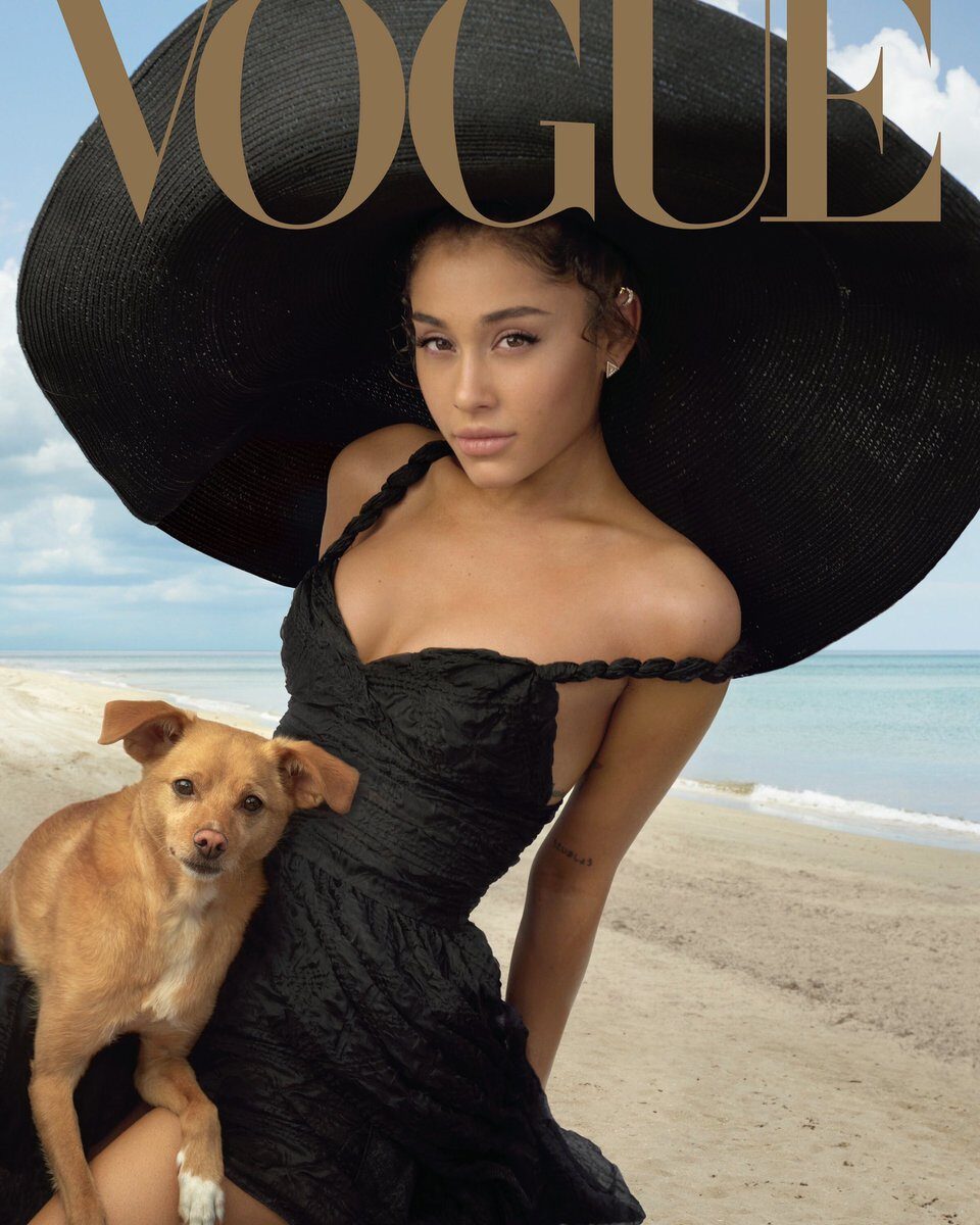 Ariana Grande muestra a su perro Toulouse en la portada de ...