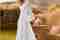 Vestidos de novia sencillos cuello en V – Moda – WebMediums