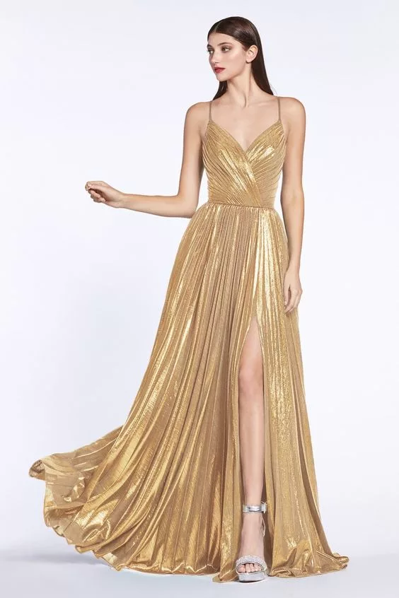 Las mejores ideas de vestidos de dorados largos – – WebMediums