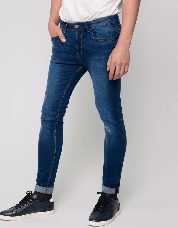 Hombres: Estos son los jeans Pull & Bear que no pueden faltar en tu closet