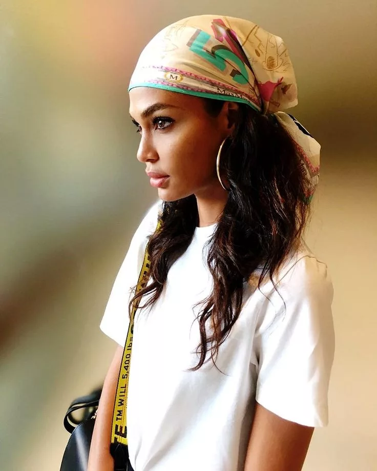 entregar igual puenting Encantadoras ideas de cómo poner pañuelos en la cabeza – Moda – WebMediums